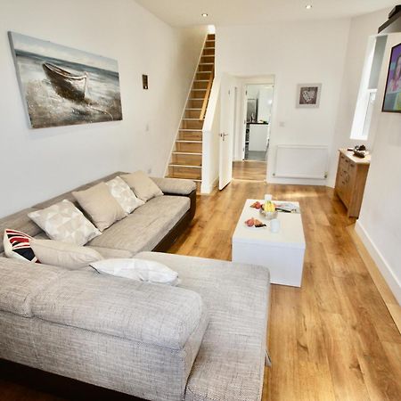 Holiday Home Hot Tub&Sauna Bournemouth Exterior foto